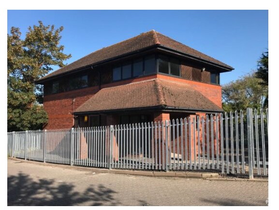 Birmingham Rd, Stratford Upon Avon for sale Building Photo- Image 1 of 1