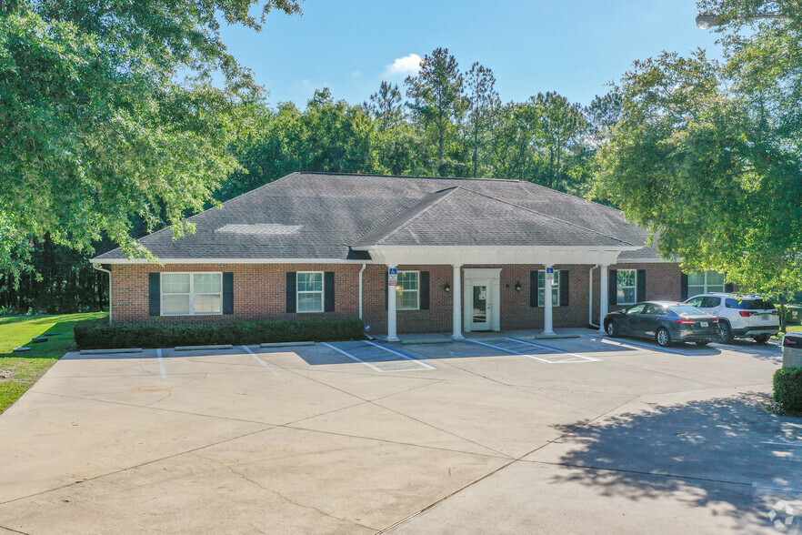 25344 Wesley Chapel Blvd, Lutz, FL for sale - Primary Photo - Image 1 of 1