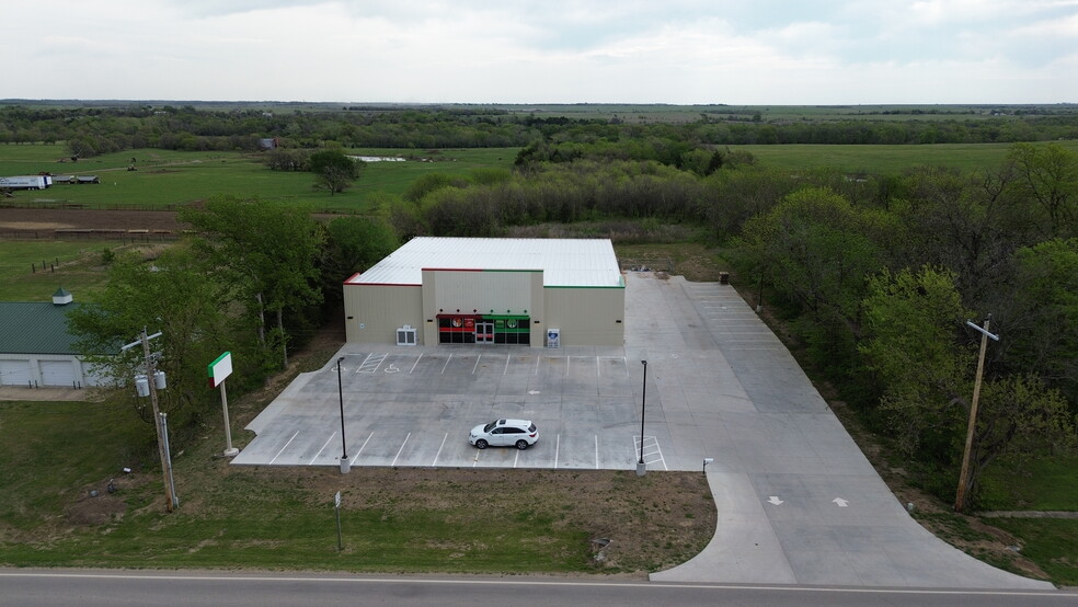 1252 State Highway 99, Howard, KS for rent - Primary Photo - Image 1 of 2