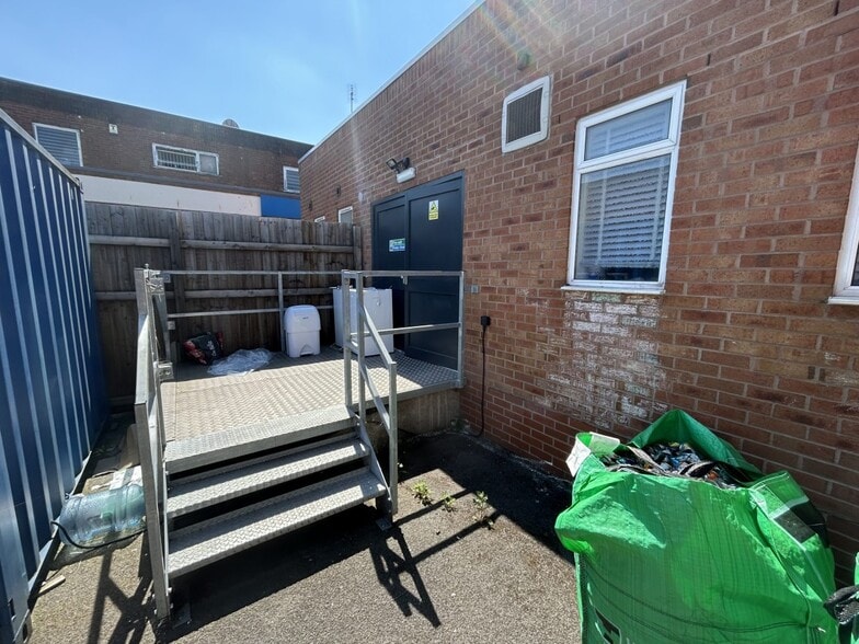 41-43 Leicester Rd, Wigston to rent - Building Photo - Image 2 of 2