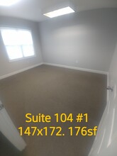 113 Mountain Brook Dr, Canton, GA for rent Interior Photo- Image 1 of 5