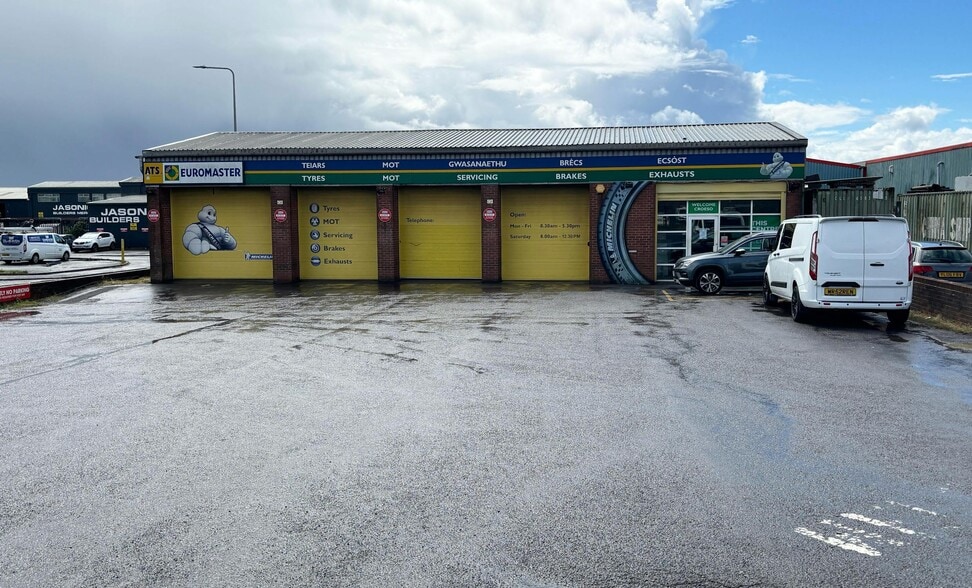 Pant Industrial Est, Merthyr Tydfil for sale - Building Photo - Image 1 of 2