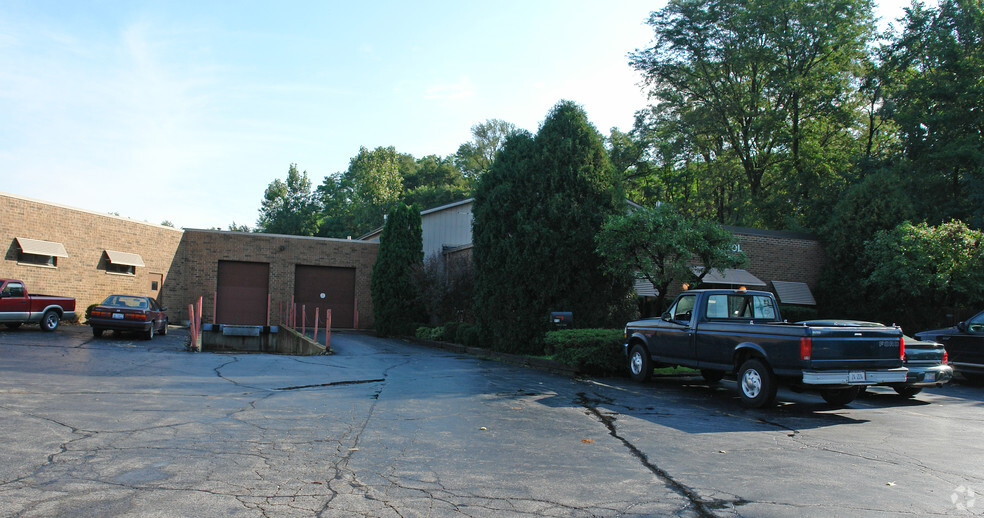 910 W Algonquin Rd, Algonquin, IL for sale - Building Photo - Image 2 of 3