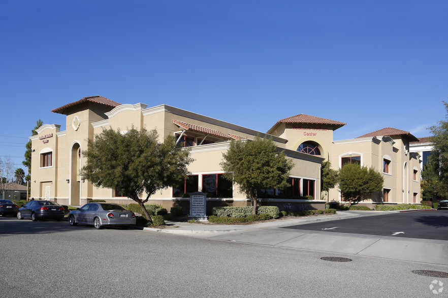 44274 George Cushman Ct, Temecula, CA for rent - Building Photo - Image 1 of 9