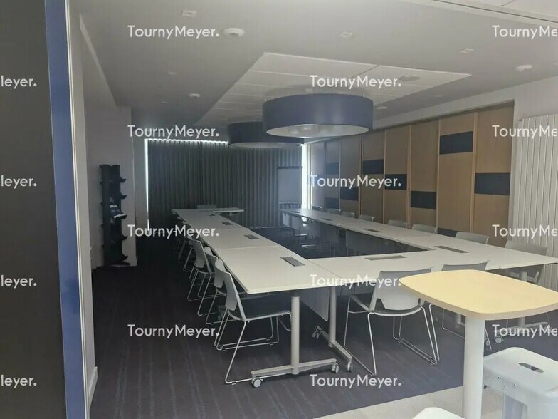 Office in Rennes for sale - Building Photo - Image 2 of 6