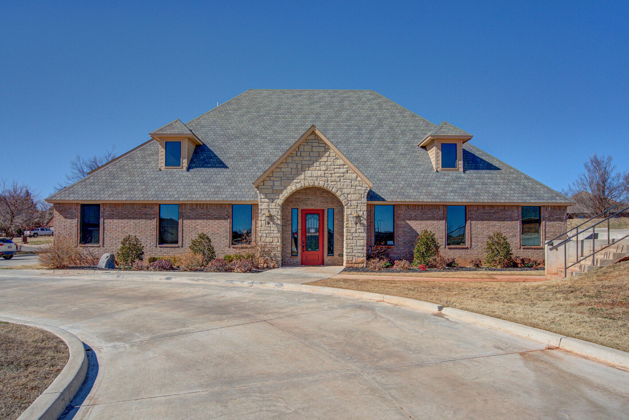 1800 NE 135th St, Oklahoma City, OK for sale Building Photo- Image 1 of 1