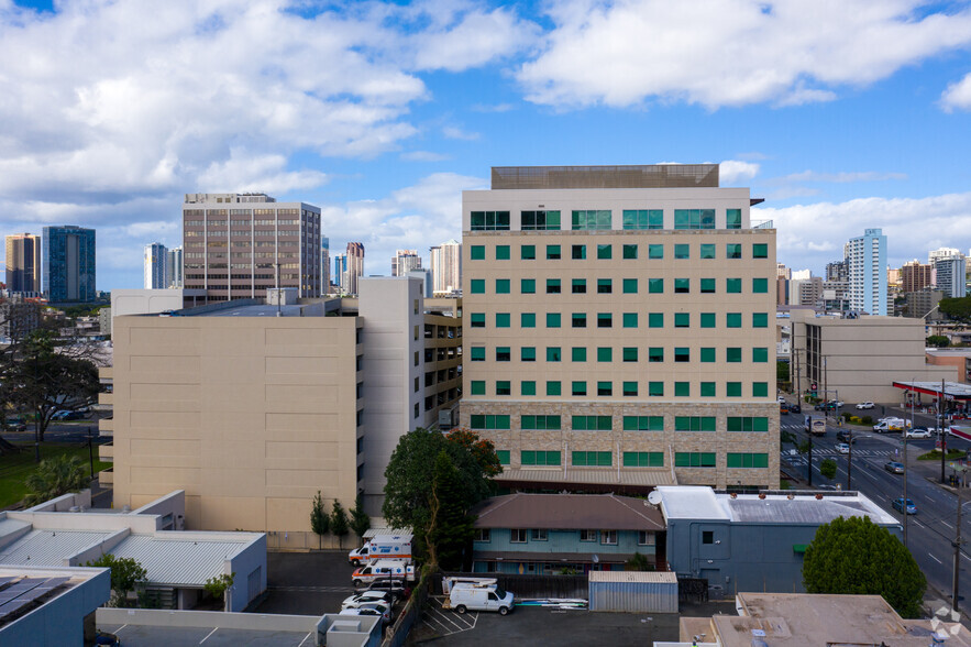 1401 S Beretania St, Honolulu, HI for rent - Building Photo - Image 3 of 4