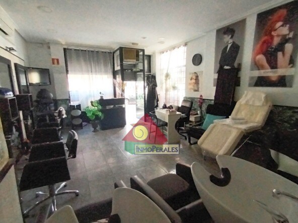 Retail in Madrid, Madrid to rent Building Photo- Image 1 of 2