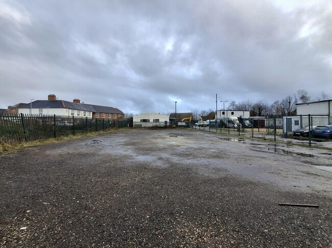 More details for 22 Crow Arch Ln, Ringwood - Industrial to Rent