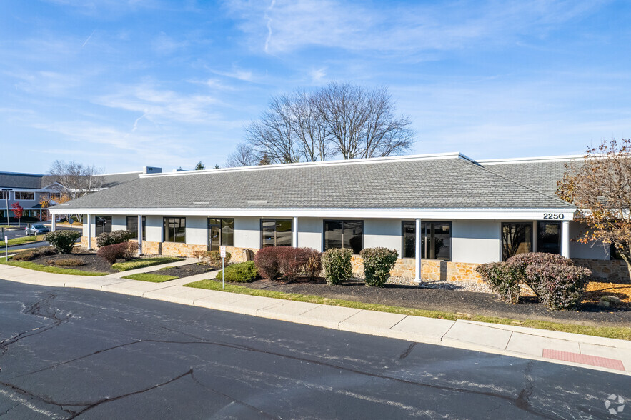 2260 Butler Pike, Plymouth Meeting, PA for rent - Building Photo - Image 1 of 15