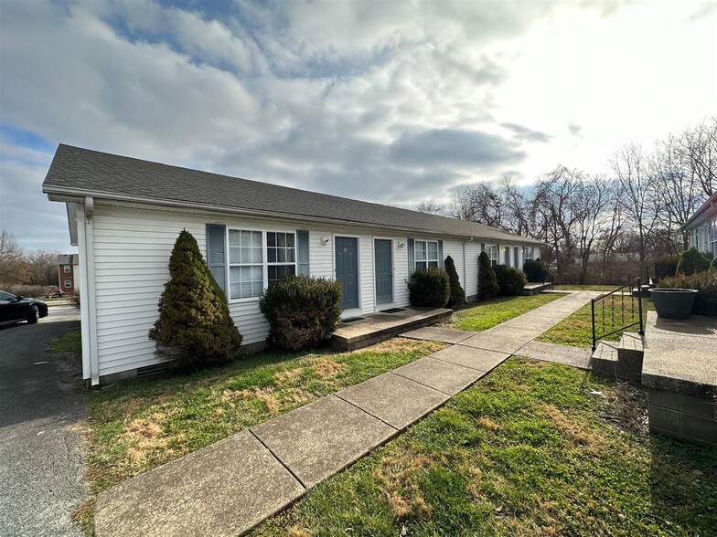 120 Amy Ave, Bowling Green, KY for sale - Primary Photo - Image 1 of 1