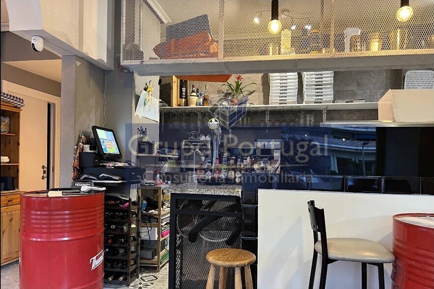 Retail in Madrid, Madrid to rent - Interior Photo - Image 2 of 4