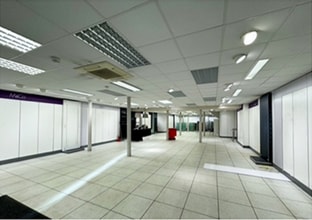 38-40 Sinclair St, Helensburgh to rent Interior Photo- Image 2 of 2