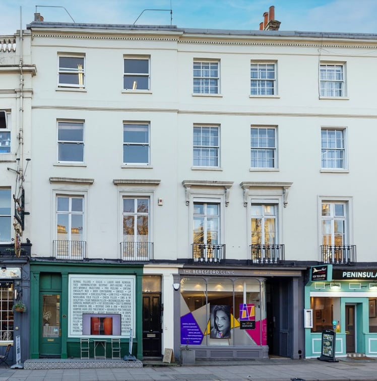 1 Lower Grosvenor Pl, London for sale Primary Photo- Image 1 of 1