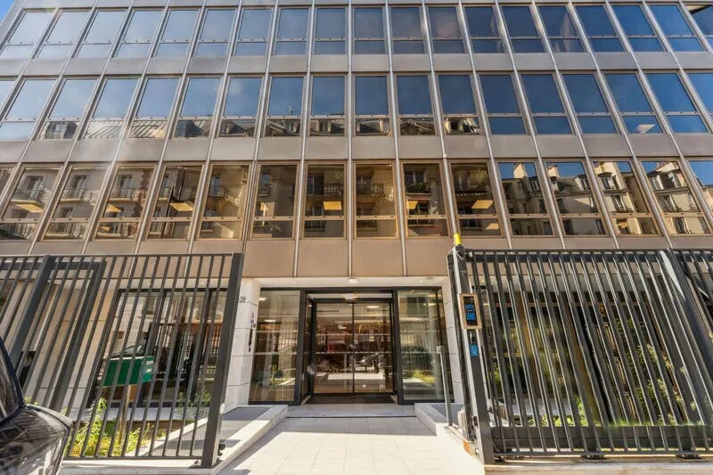 27 Rue Des Poissonniers, Neuilly-sur-Seine to rent - Building Photo - Image 2 of 6