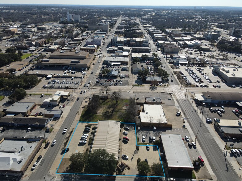 531 N Locust St, Denton, TX for rent - Building Photo - Image 3 of 22