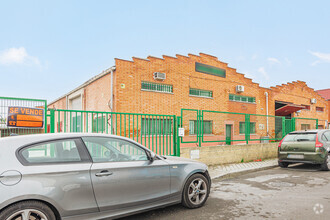 Calle Jacinto Benavente, 7-9, Paracuellos De Jarama, Madrid for sale Primary Photo- Image 1 of 3