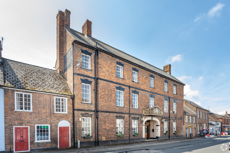 Canonbury St, Berkeley for rent - Primary Photo - Image 1 of 4