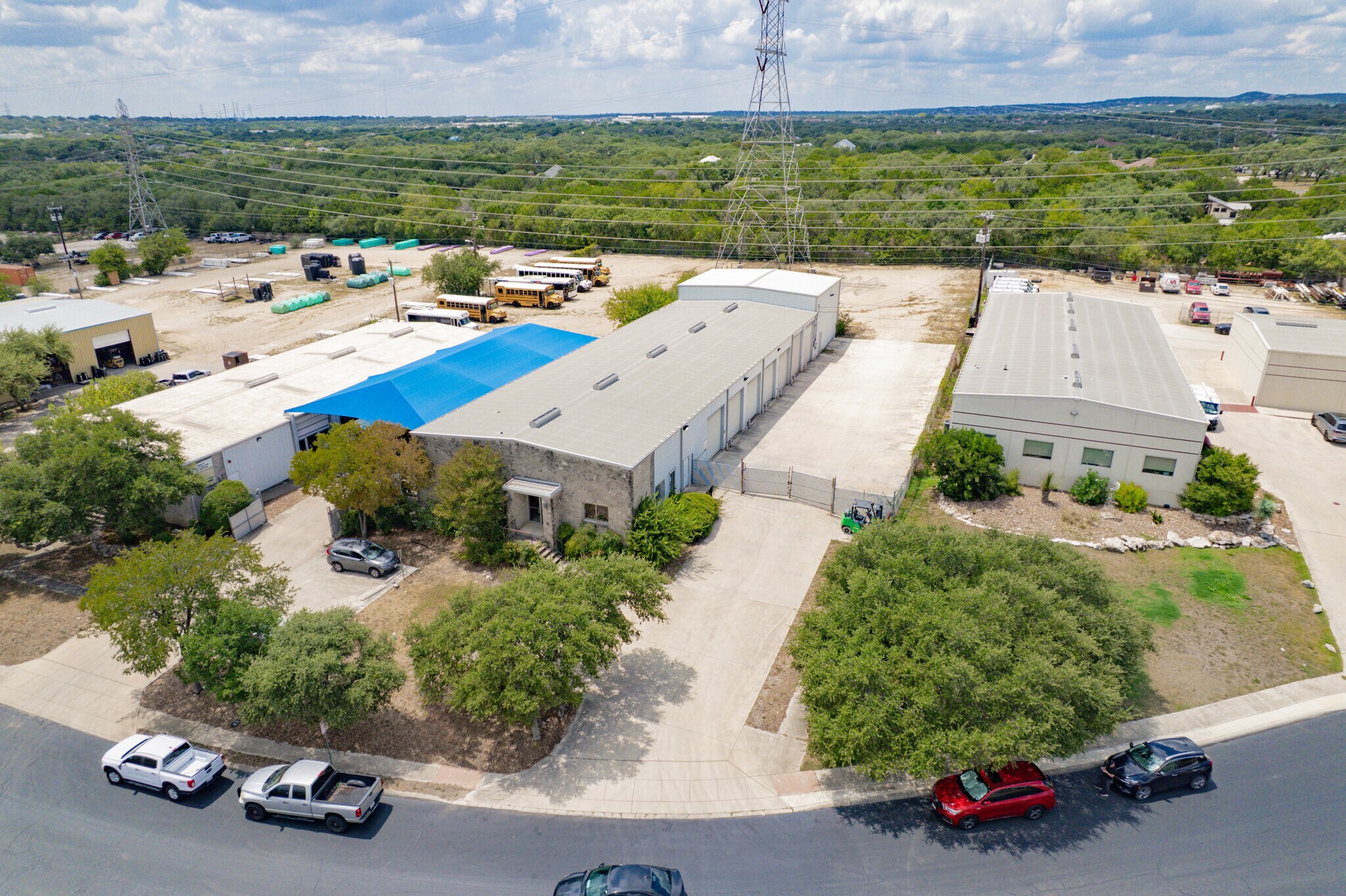 13403 Western Oak Dr, Helotes, TX to rent Building Photo- Image 1 of 21