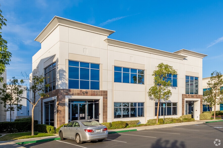 6741 Katella Ave, Cypress, CA for sale - Primary Photo - Image 1 of 1