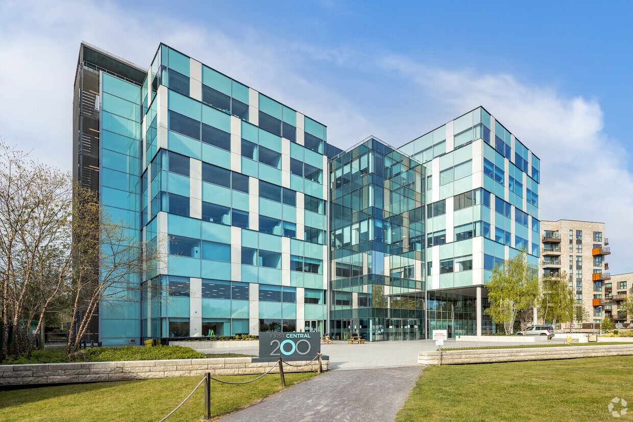 2 Park Royal, London to rent Building Photo- Image 1 of 18