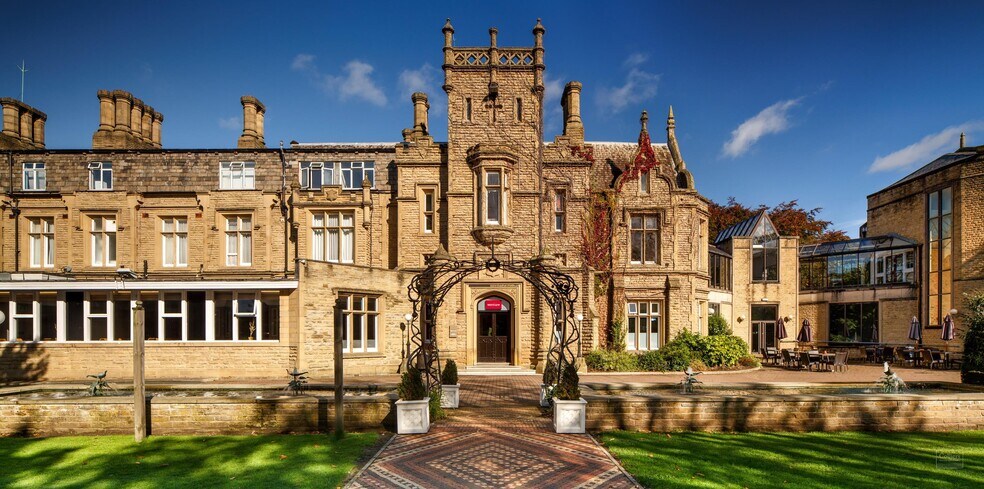 Bradford Rd, Bingley for sale - Primary Photo - Image 1 of 1