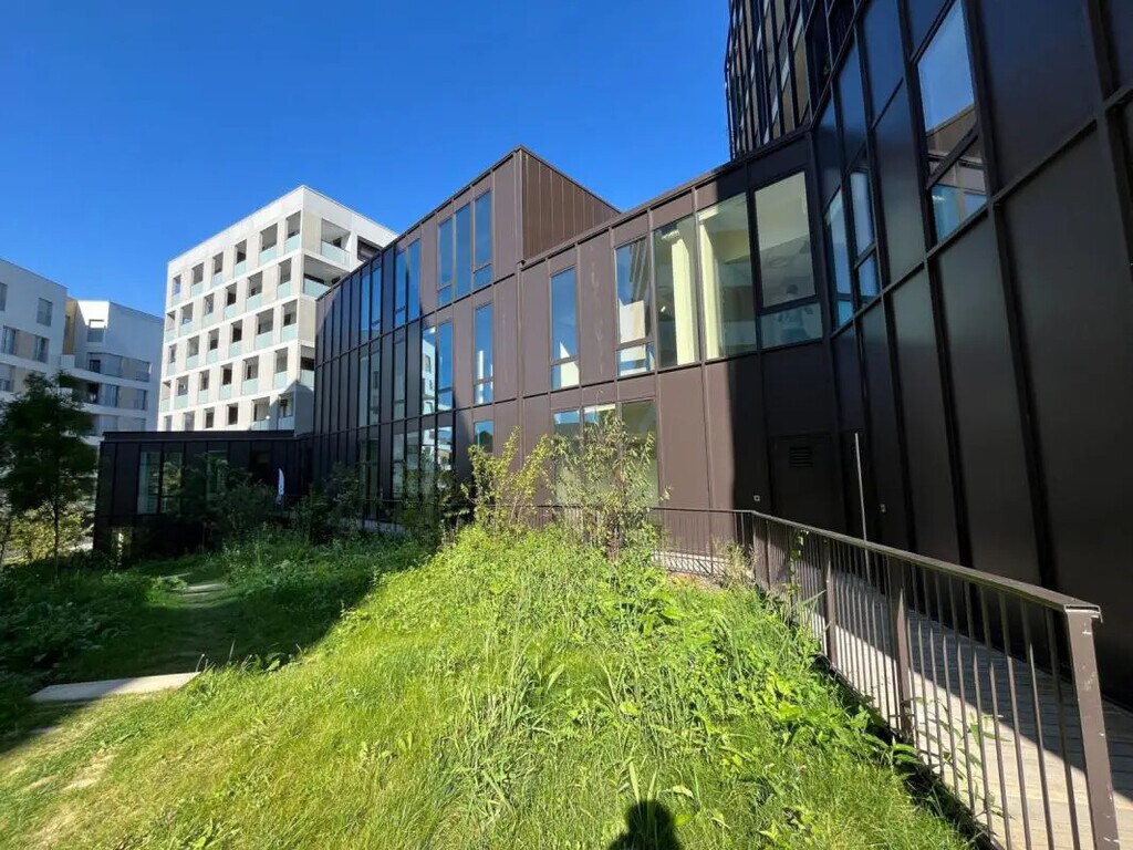 Vente Bureaux 255 m² - Photo 1