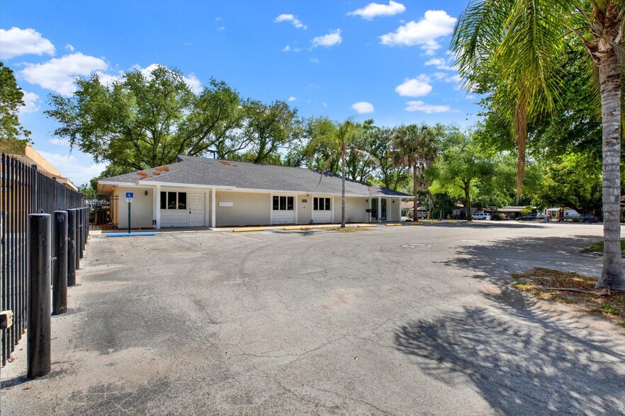 12425 N Florida Ave, Tampa, FL for sale - Building Photo - Image 2 of 53