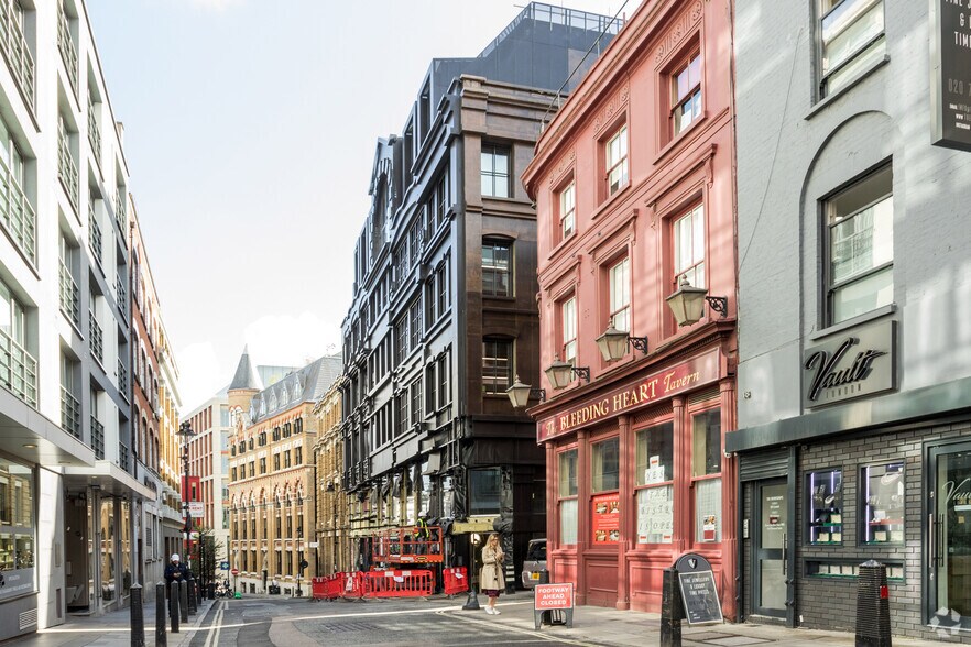 8 Bleeding Heart Yard, London for sale - Building Photo - Image 1 of 1