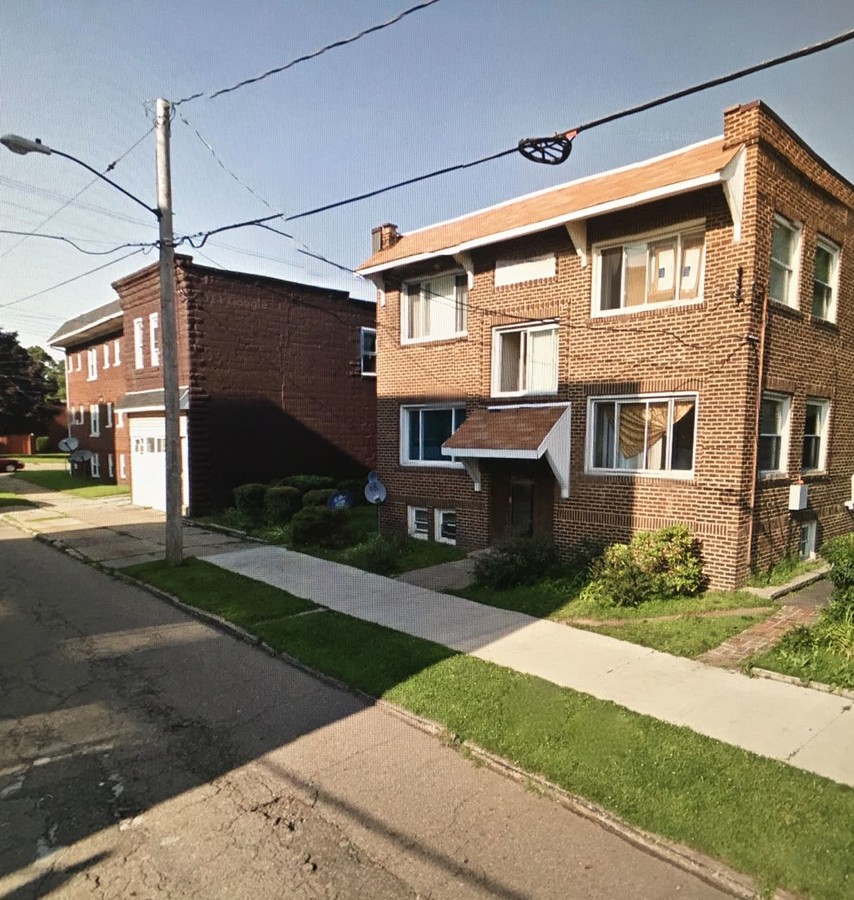 42 E Tallmadge Ave, Akron 44310 UK