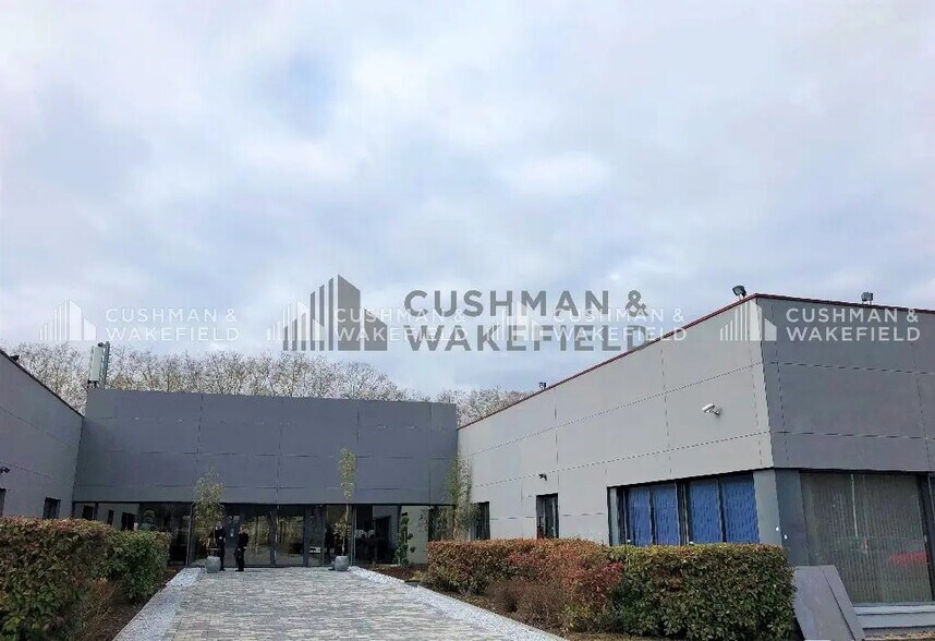 Office in Illkirch-Graffenstaden to rent - Building Photo - Image 2 of 13