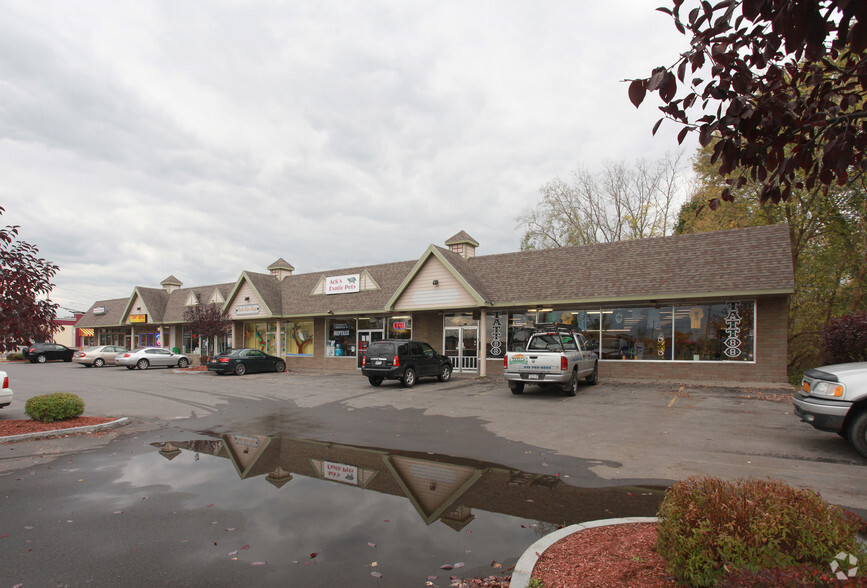 Retail in Clay, NY for sale - Primary Photo - Image 1 of 1