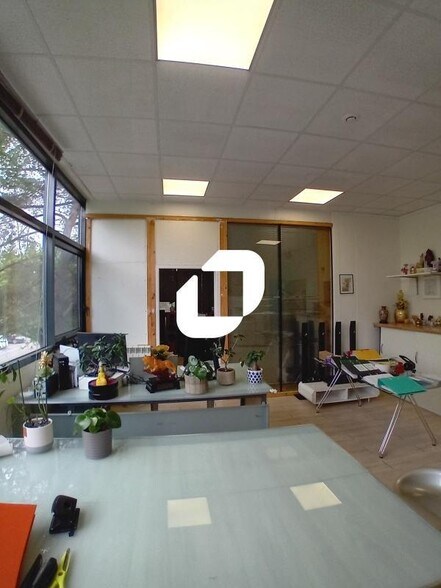 Office in Lognes for sale - Interior Photo - Image 1 of 3