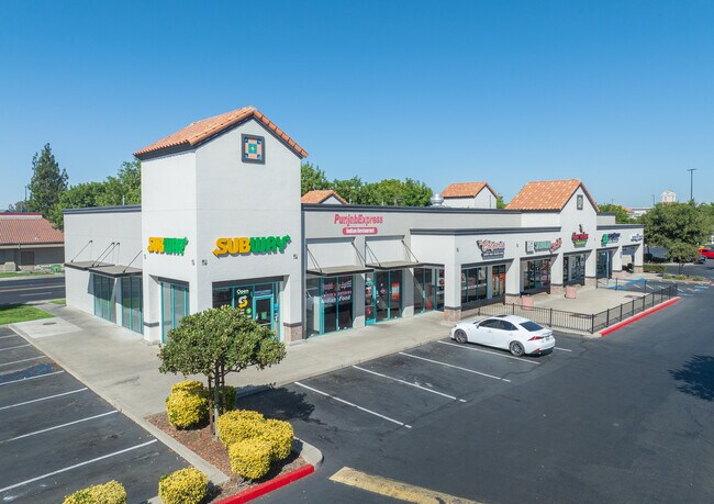 More details for 1645 Countryside Dr, Turlock, CA - Office / Retail to Rent
