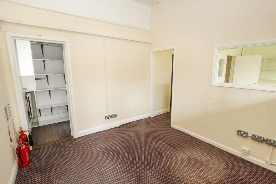 149-151 Mortimer St, Herne Bay to rent - Building Photo - Image 3 of 26
