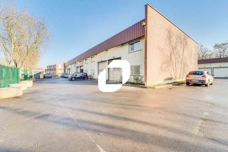 Office in Lisses to rent - Building Photo - Image 2 of 10