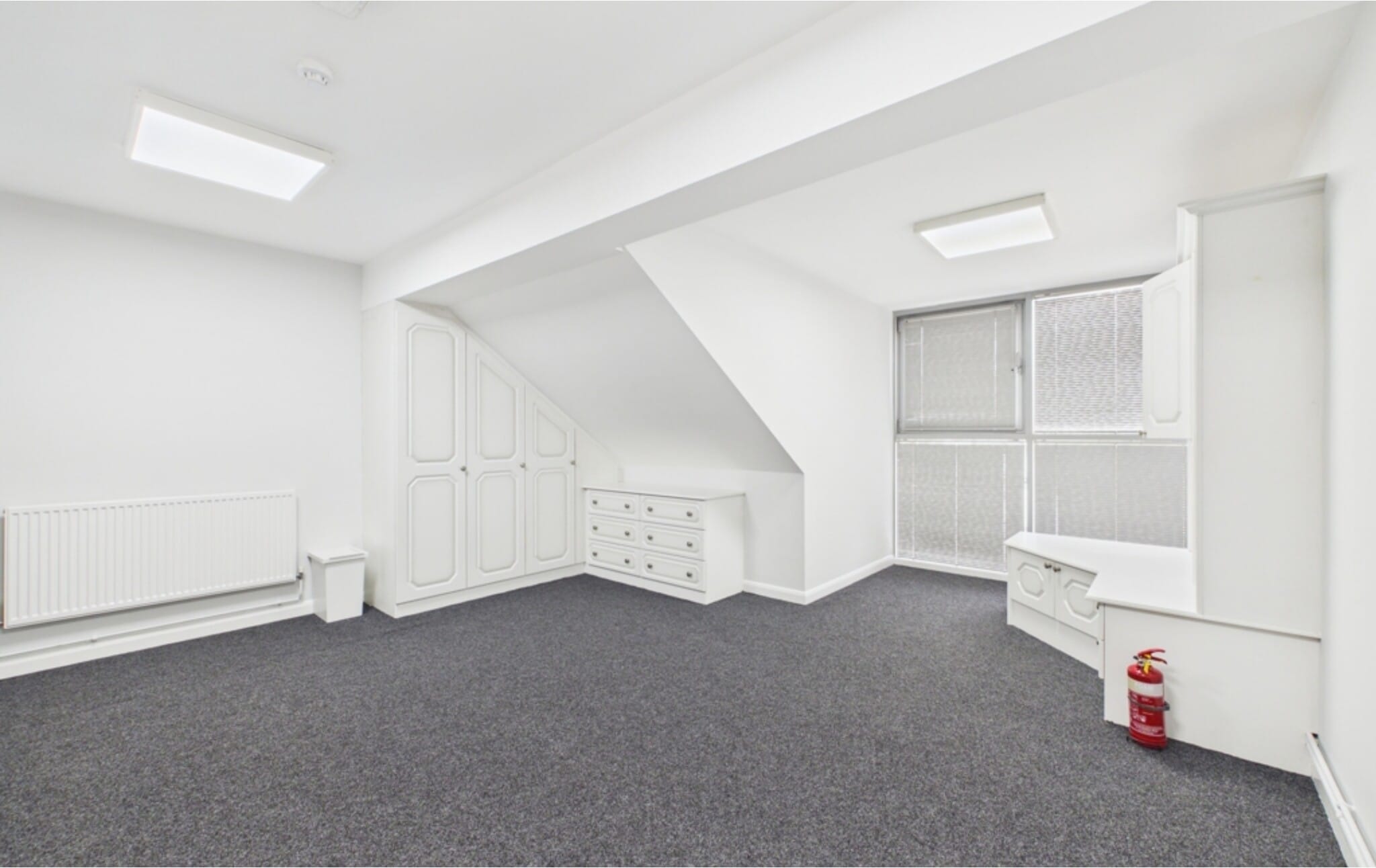 3-8 Westbridge Clos, Leicester to rent Interior Photo- Image 1 of 21