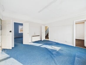 49 Buccleuch St, Dumfries to rent Interior Photo- Image 2 of 4