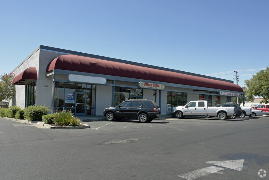 2800-2980 Geer Rd, Turlock, CA for rent - Building Photo - Image 2 of 8