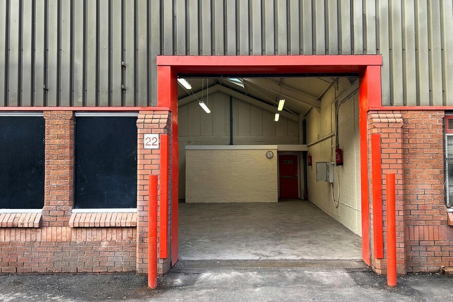 Whin Pl, East Kilbride to rent - Building Photo - Image 2 of 17