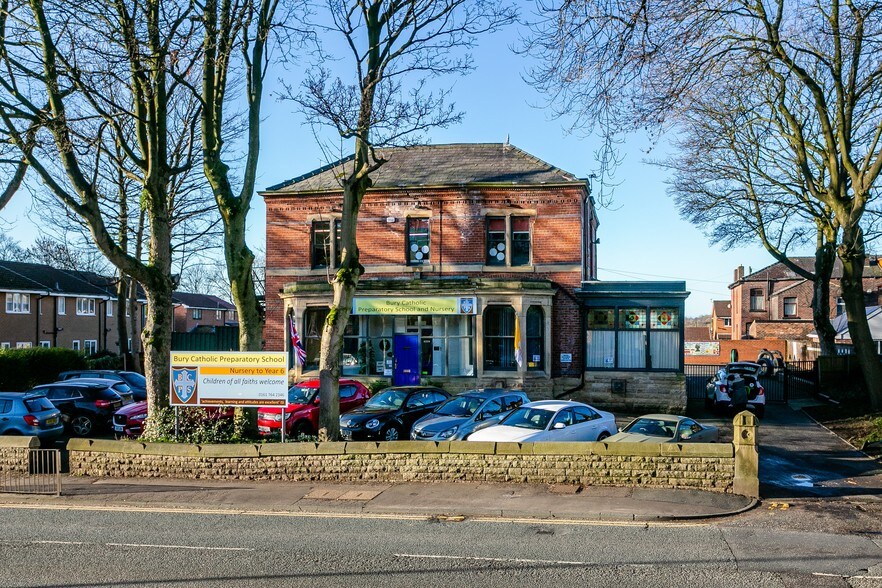172 Manchester Rd, Bury for sale - Primary Photo - Image 1 of 1