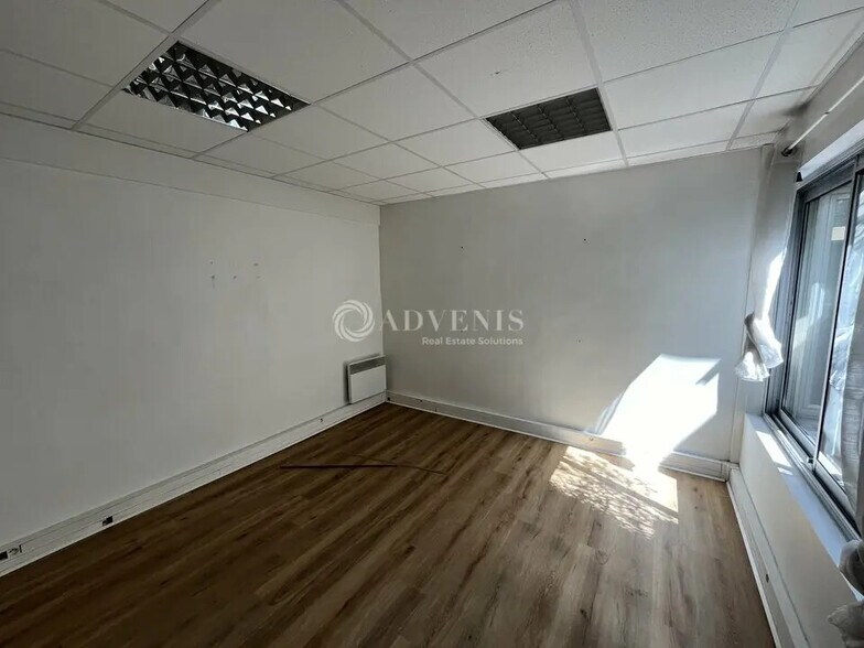 Office in Vincennes for sale - Interior Photo - Image 3 of 5
