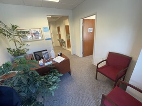 2000 Park Place Dr, Washington, PA for rent Building Photo- Image 1 of 8