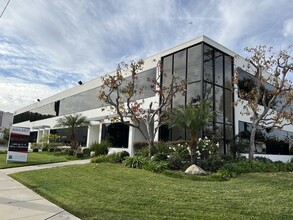 2675 Junipero Ave, Signal Hill, CA for rent Building Photo- Image 1 of 8