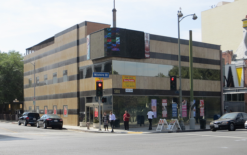 Miracle Mile Museum Row Opportunity portfolio of 3 properties for sale on LoopNet.co.uk - Building Photo - Image 2 of 17