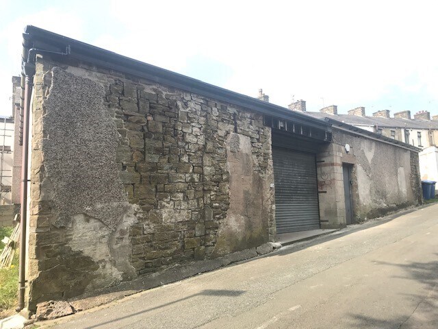 1 Laneside Rd, Rossendale to rent Primary Photo- Image 1 of 3