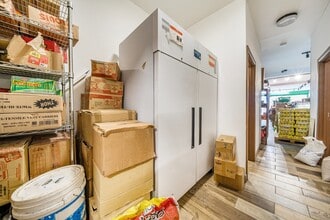 38-40 Deptford High St, London to rent Interior Photo- Image 1 of 3