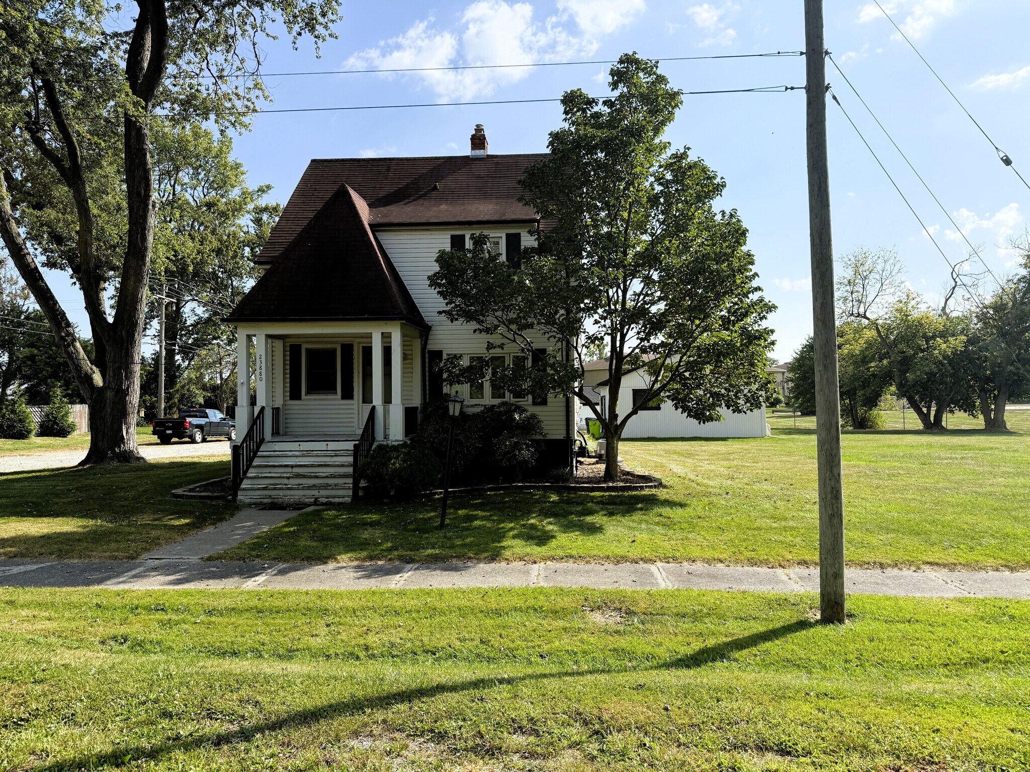 23880 Shook Rd, Clinton Township, MI for sale Primary Photo- Image 1 of 1