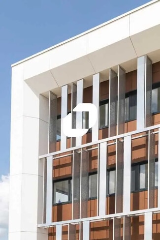 More details for 27-29 Avenue Rouget De Lisle, Vitry-sur-Seine - Mixed-use to Rent