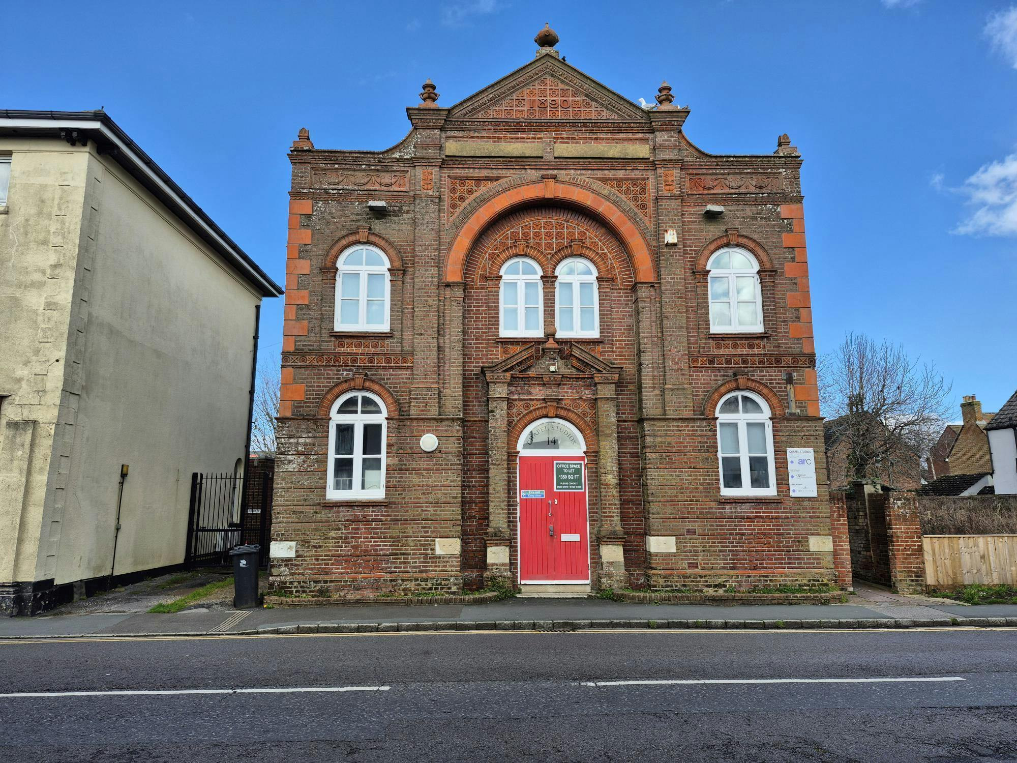 14 Purewell, Christchurch to rent Building Photo- Image 1 of 2